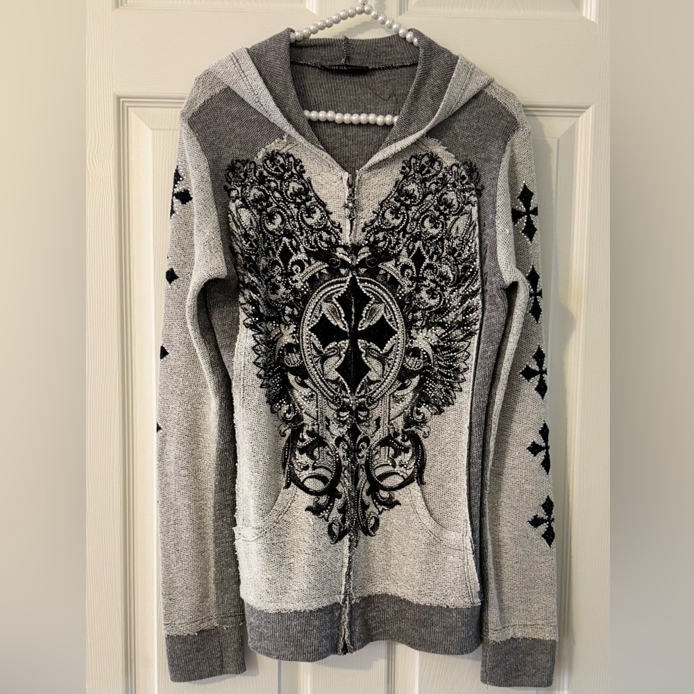 Cute Lightweight Hoodie withh Rhinestone and Design.